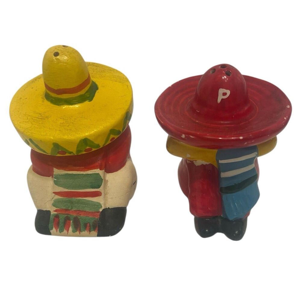 Salt Pepper Shakers Vintage Ceramic Sombrero Retro Kitchen Decor 1970 Set 🧂